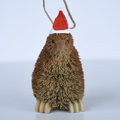 Kiwi - Natural fibre decoration with Christmas hat